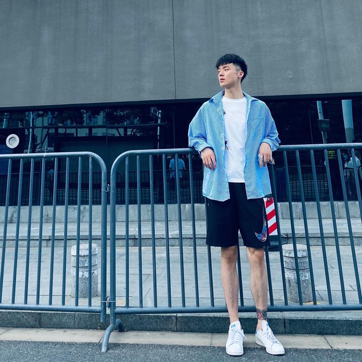 王雷eden创作的原声      王雷eden 时长 34秒   人使用